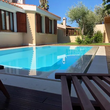 Con Piscina Privata Vicino Campu Longo بيت للعطل *