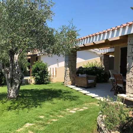 بيت للعطل Con Piscina Privata Vicino Campu Longo