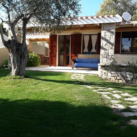 بيت للعطل Con Piscina Privata Vicino Campu Longo