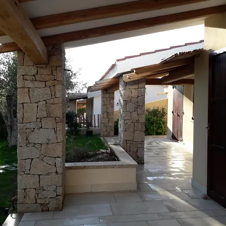 Con Piscina Privata Vicino Campu Longo بيت للعطل