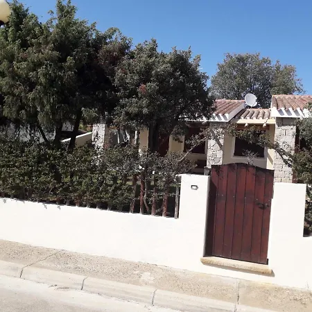 Con Piscina Privata Vicino Campu Longo * فيلاّسيمِيوس